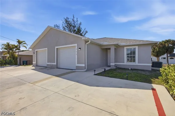 $545,000 | 1426-1428 Cape Coral Parkway West, Cape Coral, FL 33914