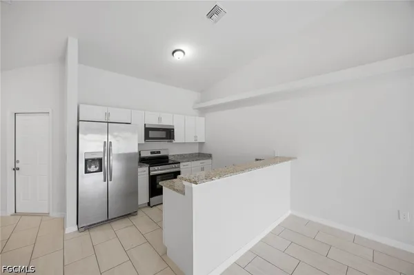 $545,000 | 1426-1428 Cape Coral Parkway West, Cape Coral, FL 33914