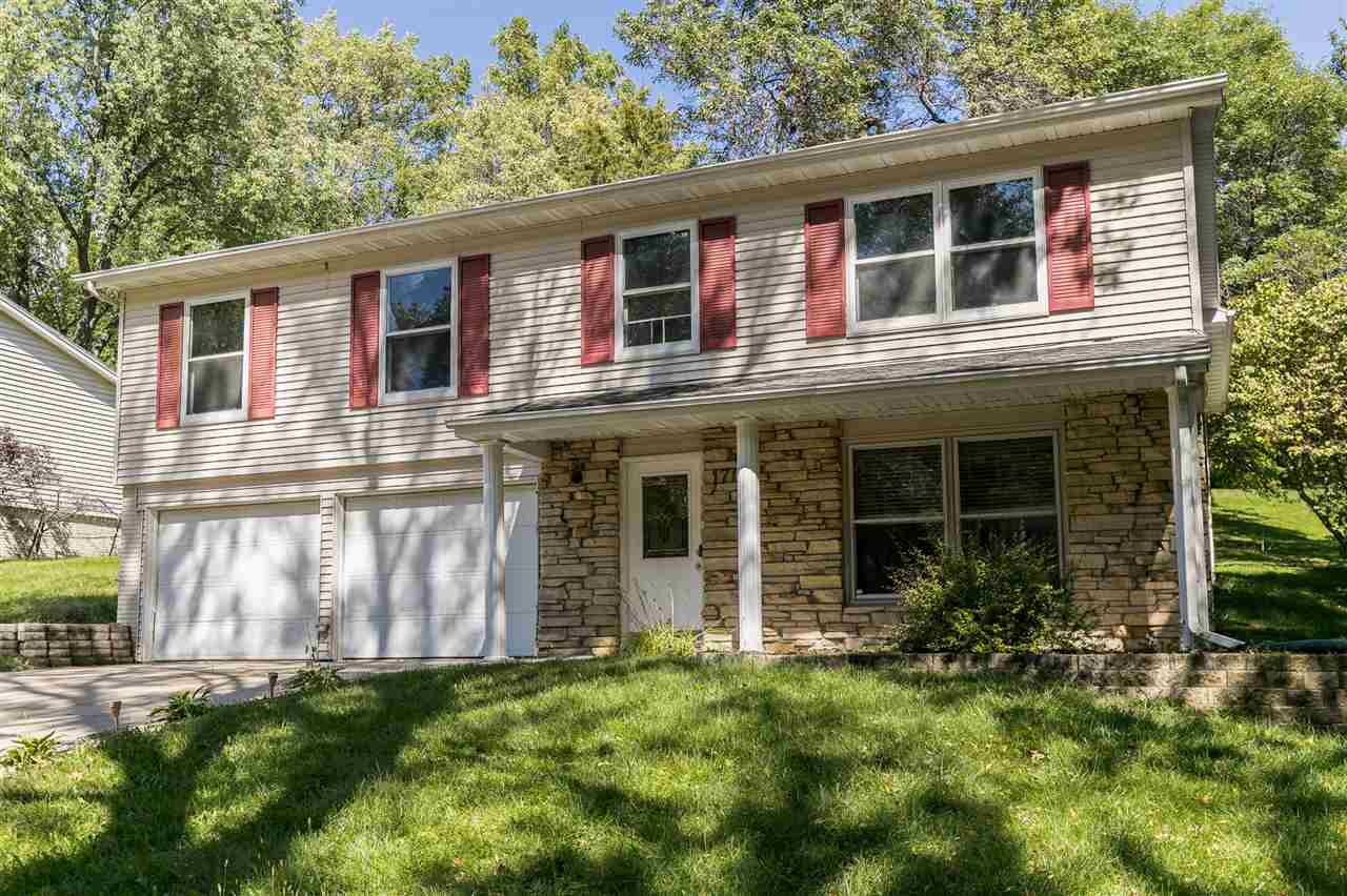 170 Chatham Road Northeast Cedar Rapids, IA 52402 - Photo 3 of 50 Gallery Image 3