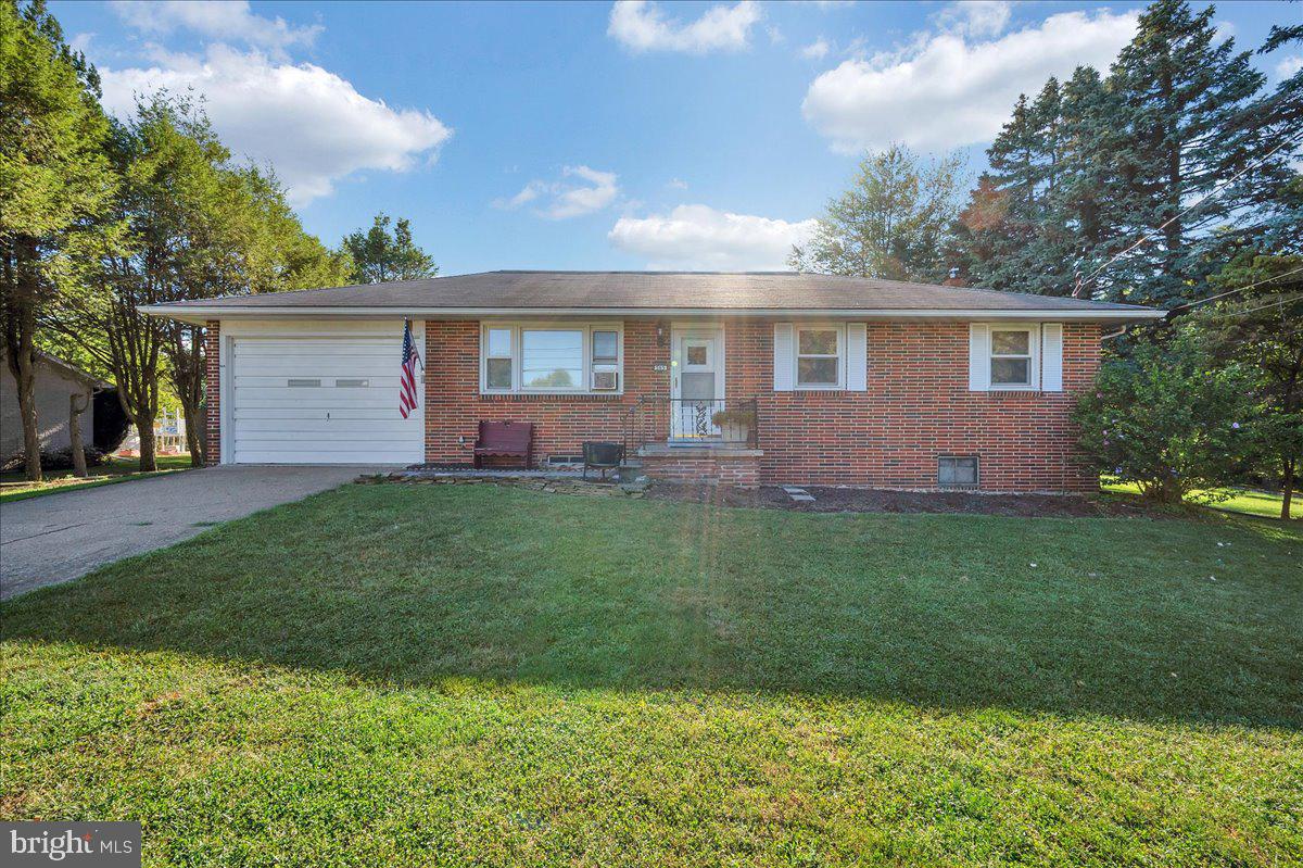 565 Rupp Hill Road Harrisburg, PA 17111 - Photo 2 of 29 Gallery Image 2