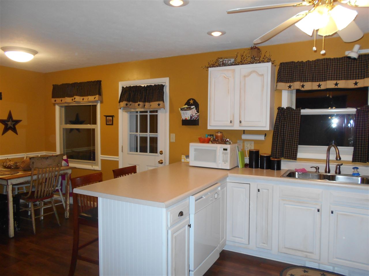 1789 Roundabout Road Monticello, IN 47960 - Photo 11 of 16 Gallery Image 11