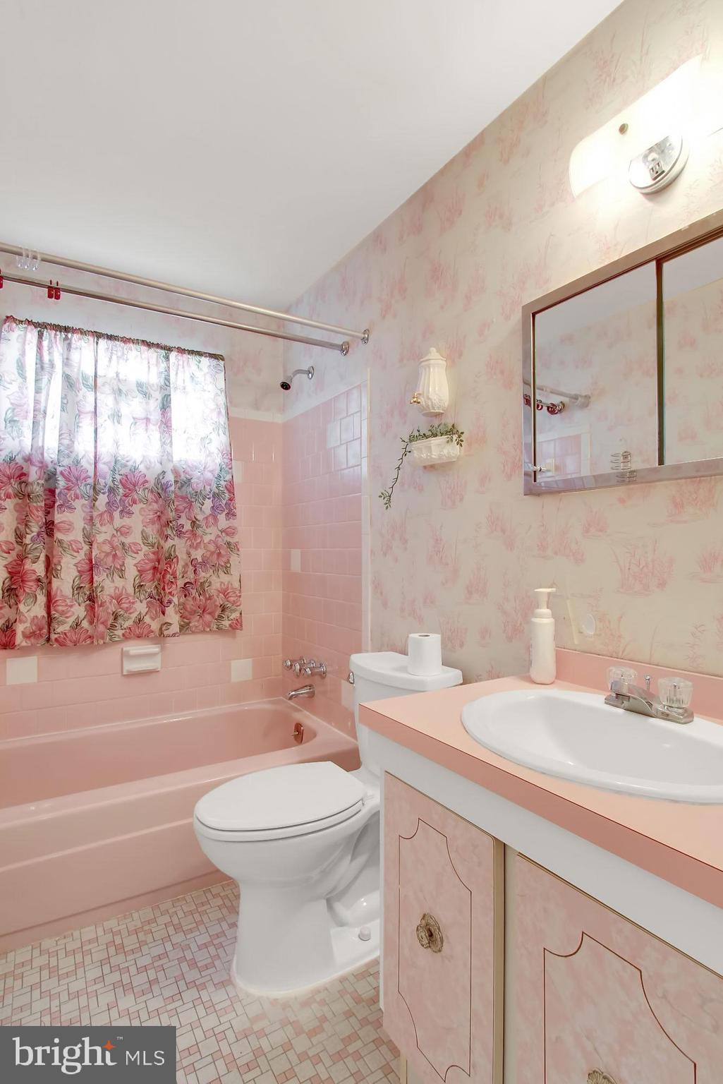 1520 Weyburn Road Baltimore, MD 21237 - Photo 11 of 22