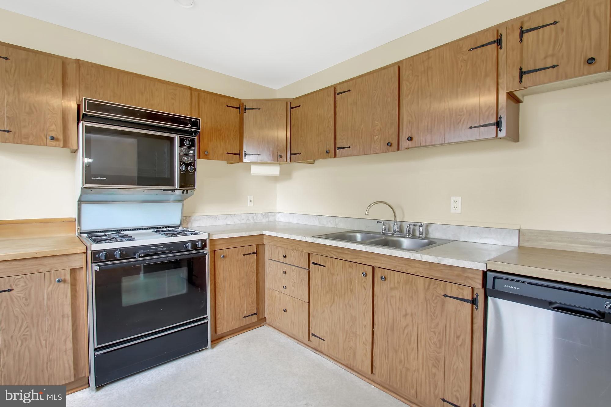 1520 Weyburn Road Baltimore, MD 21237 - Photo 7 of 22