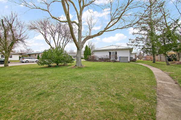 $215,000 | 126 Sun Street, Cabery, IL 60919