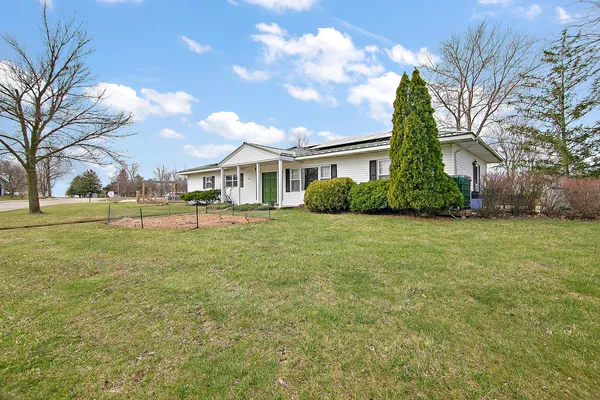 $215,000 | 126 Sun Street, Cabery, IL 60919