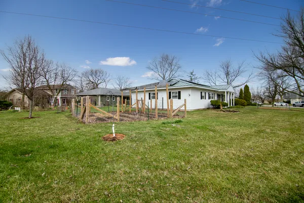 $215,000 | 126 Sun Street, Cabery, IL 60919