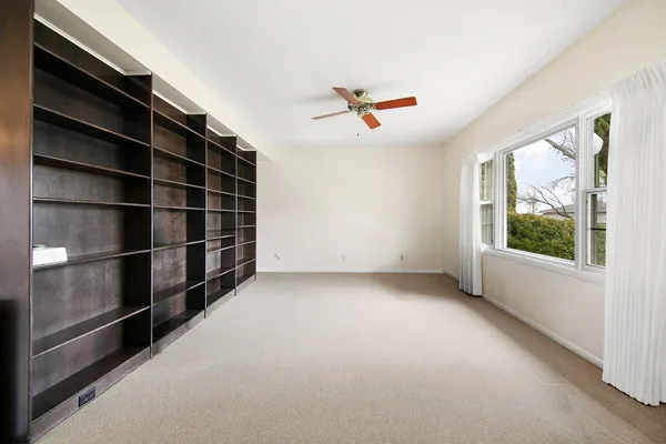 $215,000 | 126 Sun Street, Cabery, IL 60919