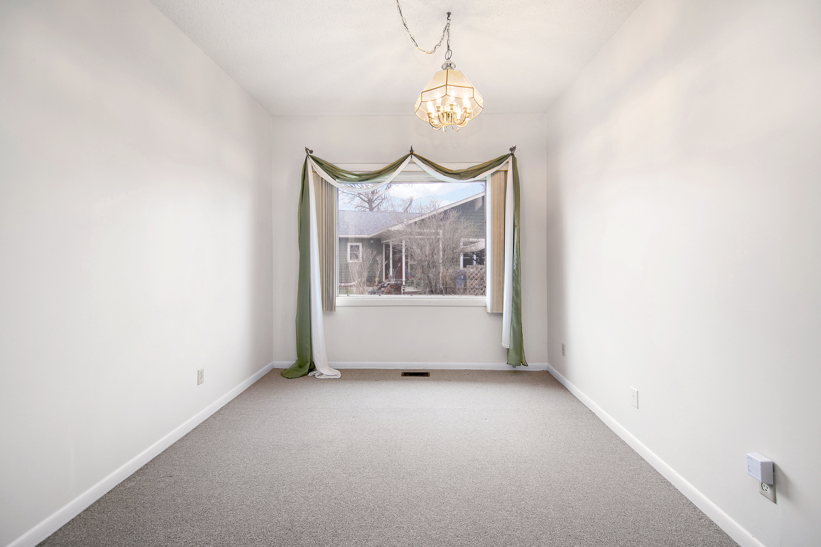 126 Sun Street Cabery, IL 60919 - Photo 8 of 23