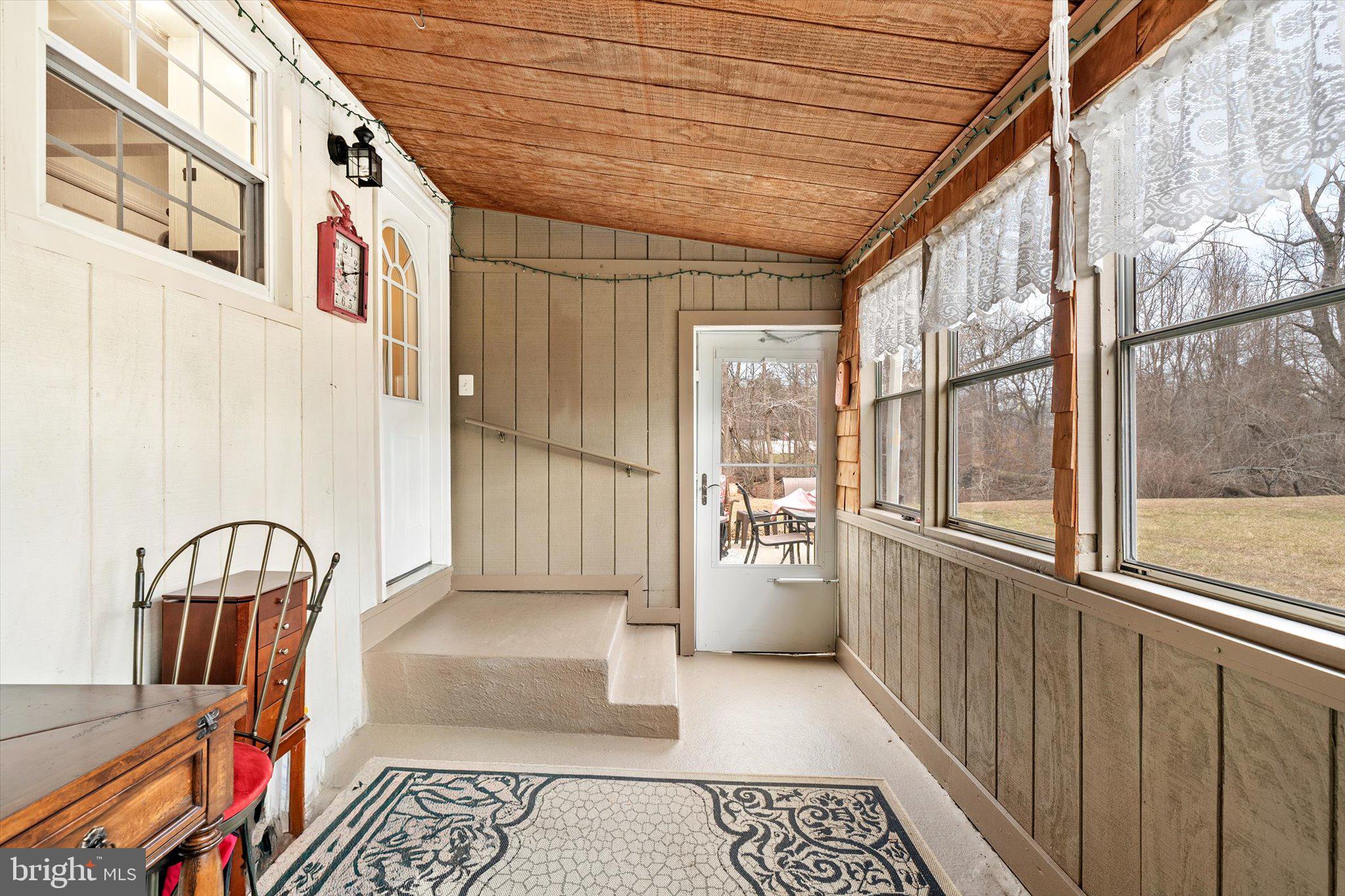 4 Imperial Drive Hamilton, NJ 08690 - Photo 31 of 36 a view of an entryway with wooden floor