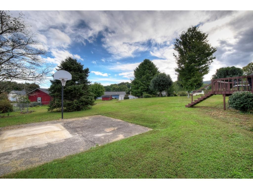 1909 Jamestown Road Johnson City, TN 37604 - Photo 36 of 36 Photo 36