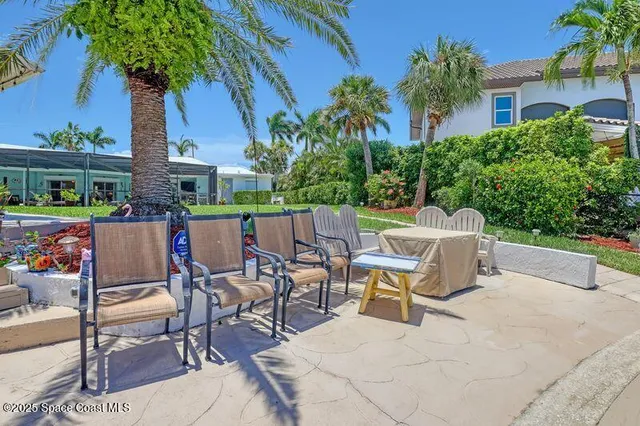 $1,350,000 | 55 Country Club Road, Cocoa Beach, FL 32931