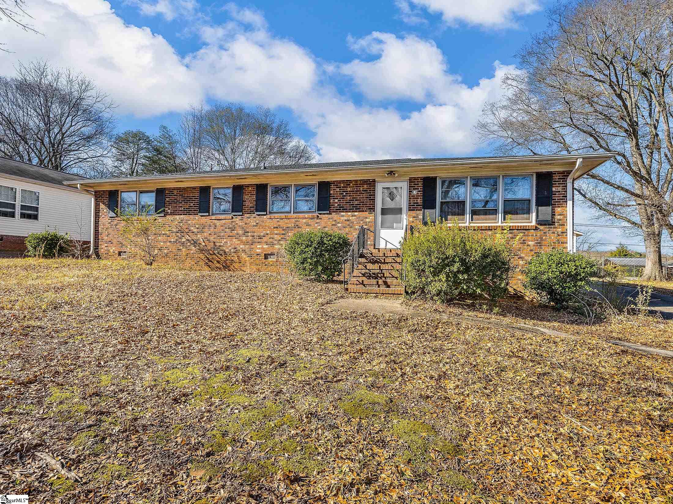 67 Bomar Street Inman, SC 29349 - Photo 2 of 27