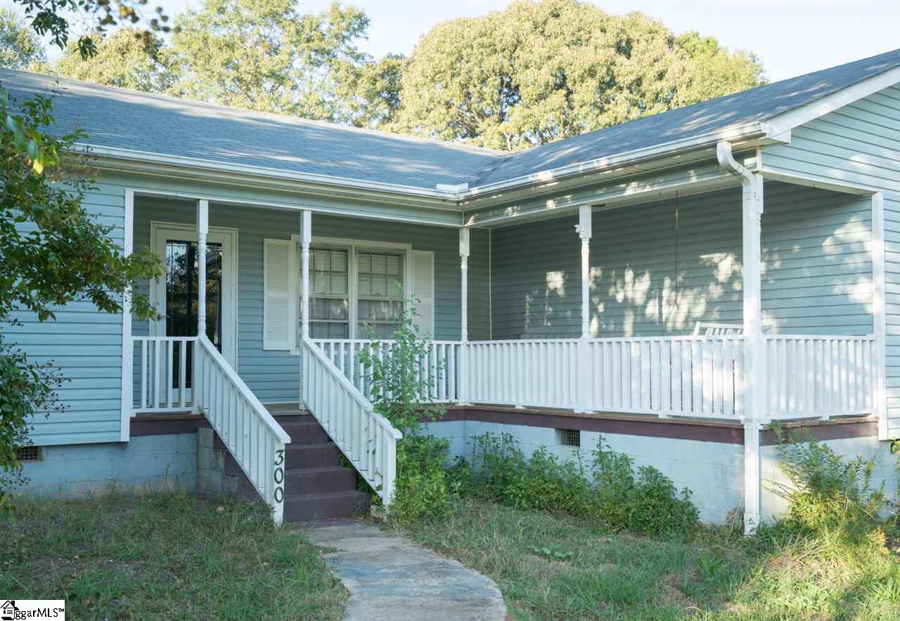 300 Mason Road Boiling Springs, SC 29316 - Photo 3 of 25