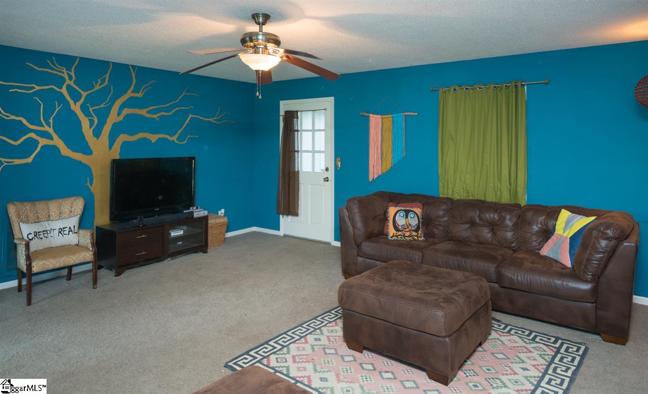 300 Mason Road Boiling Springs, SC 29316 - Photo 9 of 25