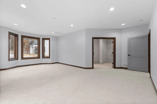 $2,299,900 | 5534 Conifer Trail, Minnetonka, MN 55345