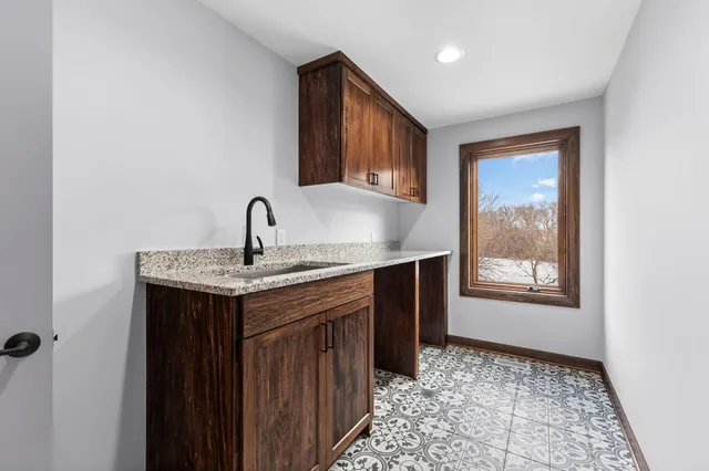 $2,299,900 | 5534 Conifer Trail, Minnetonka, MN 55345