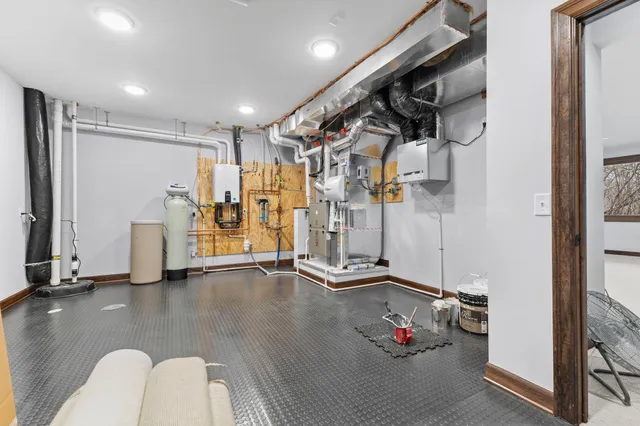 $2,299,900 | 5534 Conifer Trail, Minnetonka, MN 55345