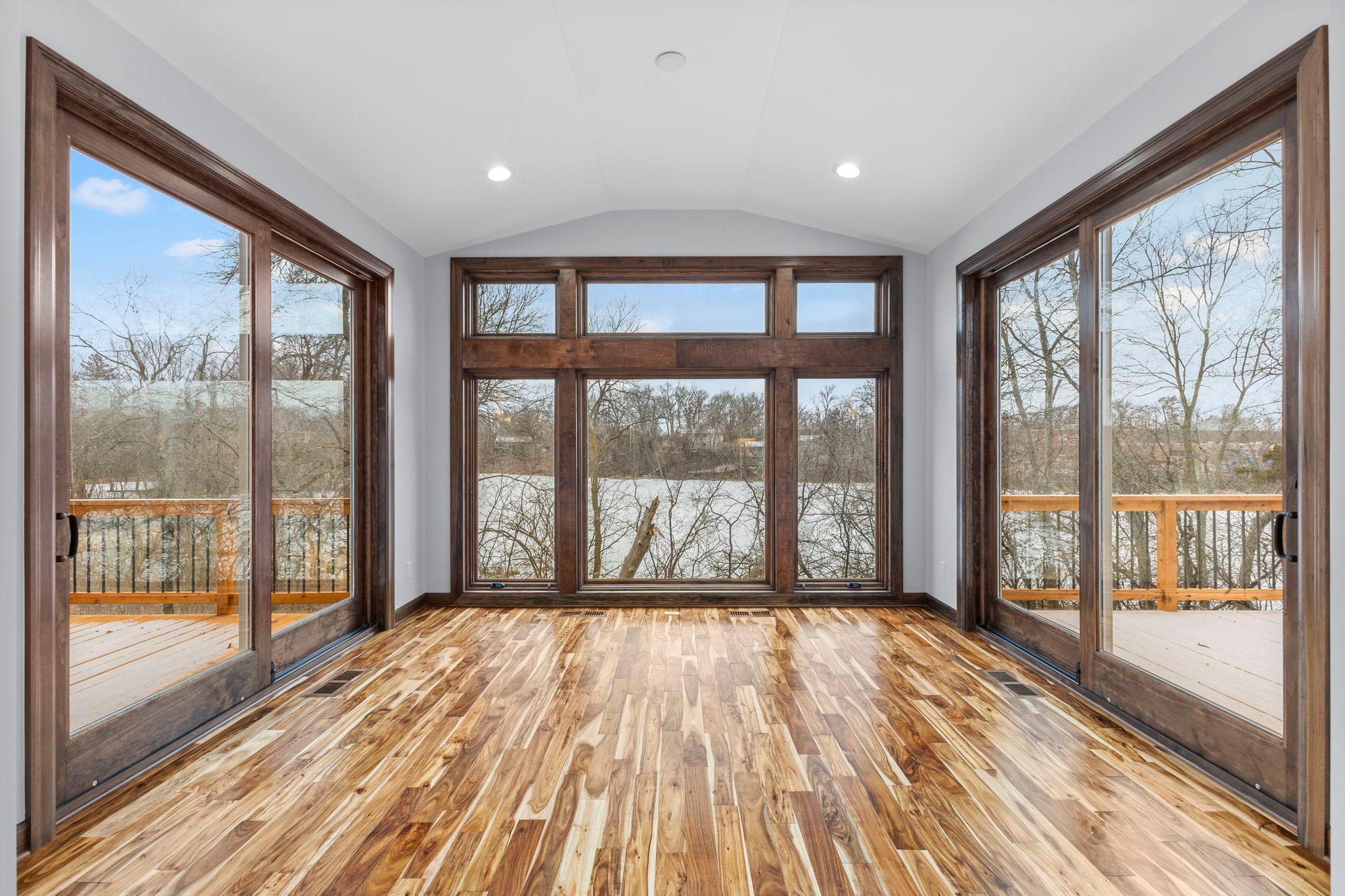 5534 Conifer Trail Minnetonka, MN 55345 - Photo 10 of 76