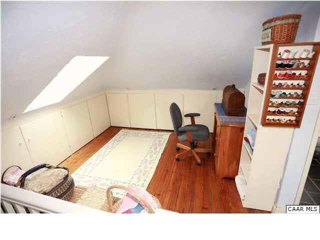 1806 Rugby Place Charlottesville, VA 22903 - Photo 26 of 34 a picture of a room