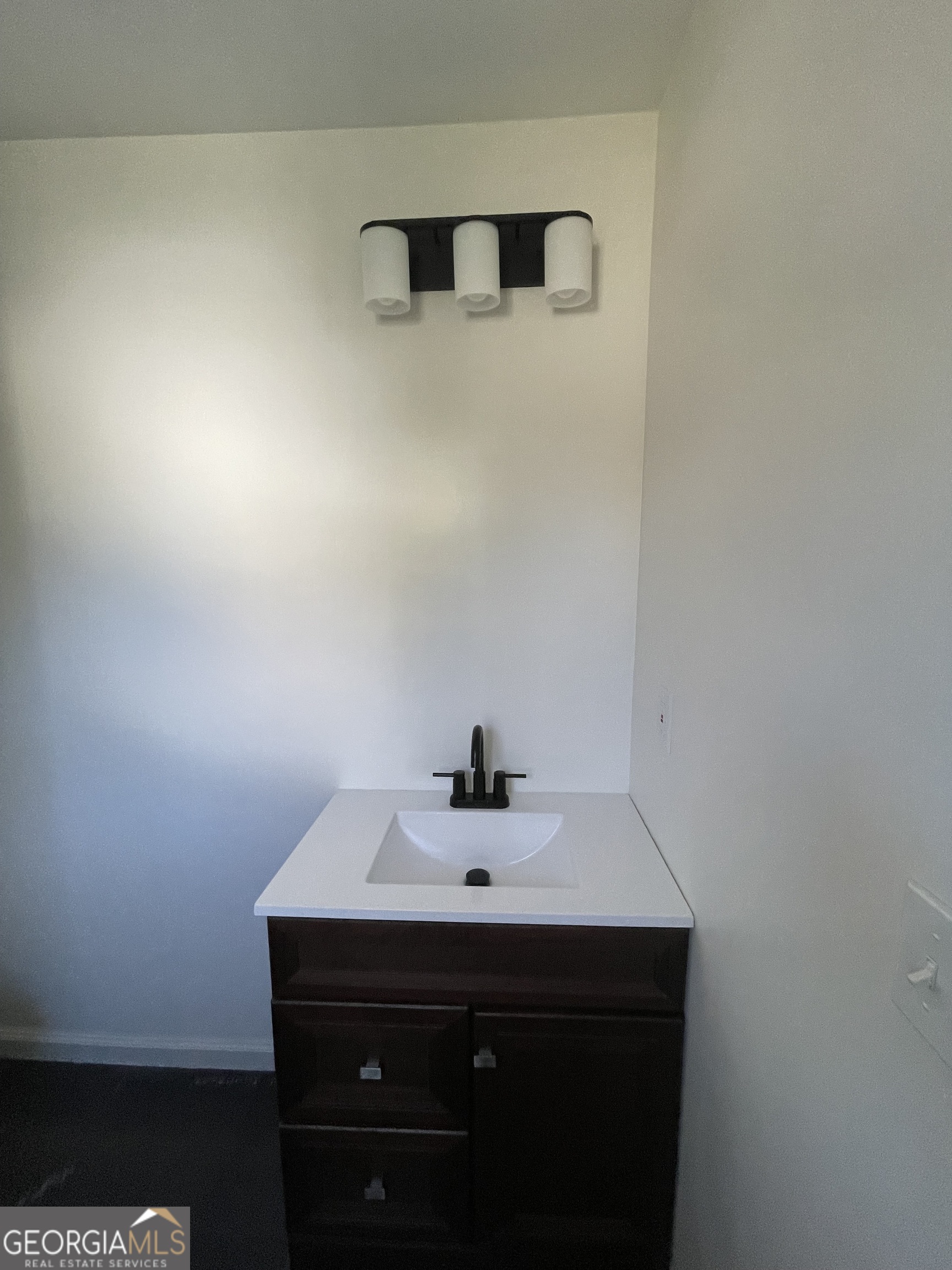 126 B Street Northeast Thomaston, GA 30286 - Photo 13 of 17