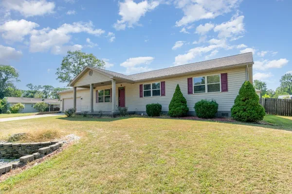 $295,000 | 175 Douglas Circle, Georgetown, OH 45121