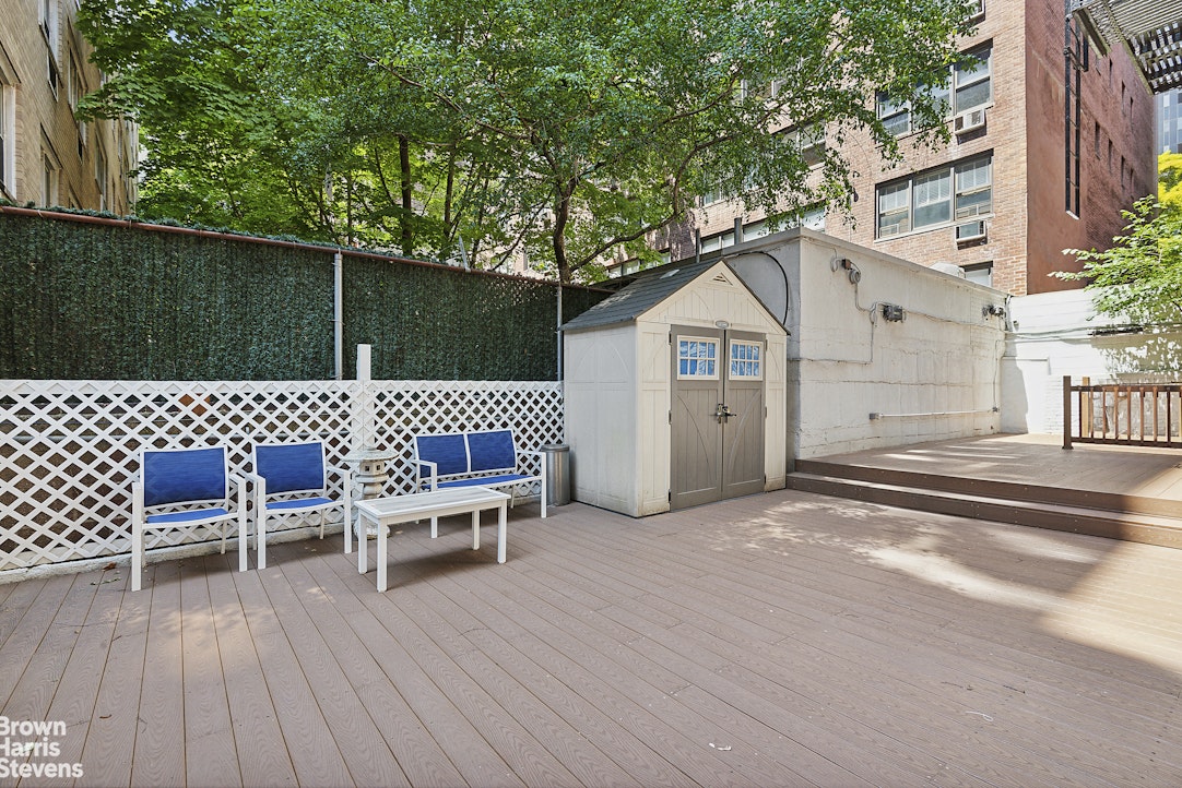 649 2nd Avenue, Unit 4H Manhattan, NY 10016 - Photo 5 of 7