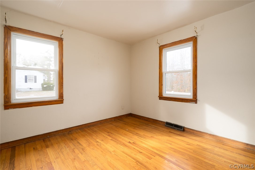 11413 Reedy Branch Road Chesterfield, VA 23838 - Photo 19 of 25 a view of empty room with window