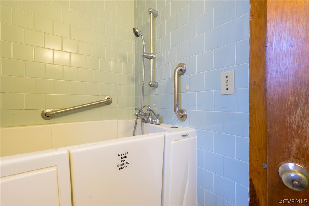 11413 Reedy Branch Road Chesterfield, VA 23838 - Photo 22 of 25 a bathroom with a sink and a shower