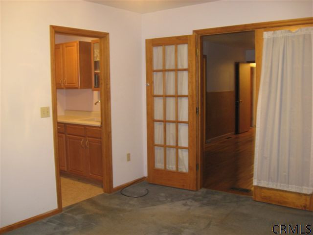311 Midline Road Amsterdam, NY 12010 - Photo 4 of 13 Photo 4