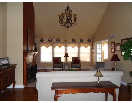 363 Sandworks Road Hunker, PA 15639 - Photo 6 of 17 Living Room.