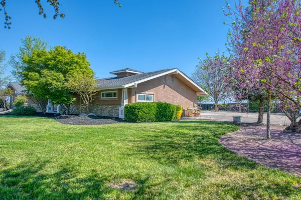 $723,000 | 5650 De Wolf Avenue, Fowler, CA 93625