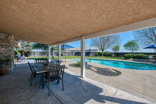 $723,000 | 5650 De Wolf Avenue, Fowler, CA 93625