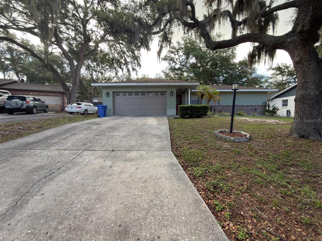 2209 Boxwood Way Brandon, FL 33511 - Photo 2 of 25