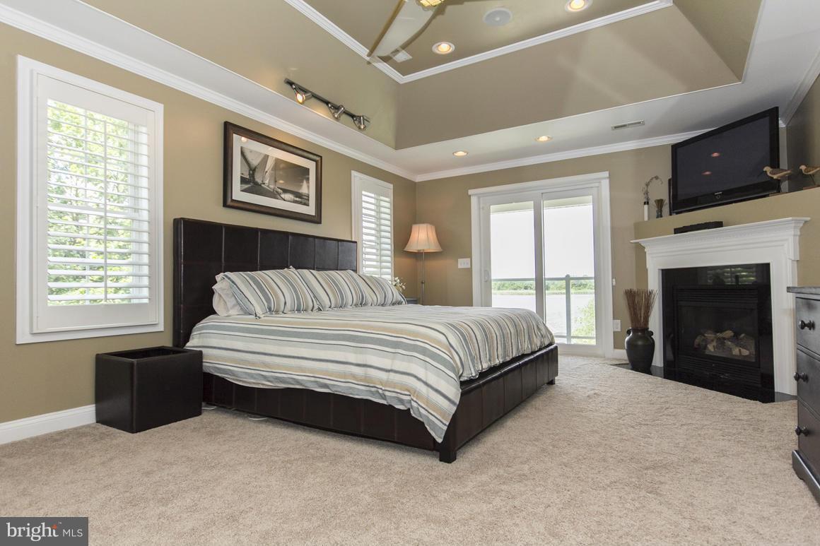 6908 River Drive Road Baltimore, MD 21219 - Photo 15 of 30 Bath (Master)