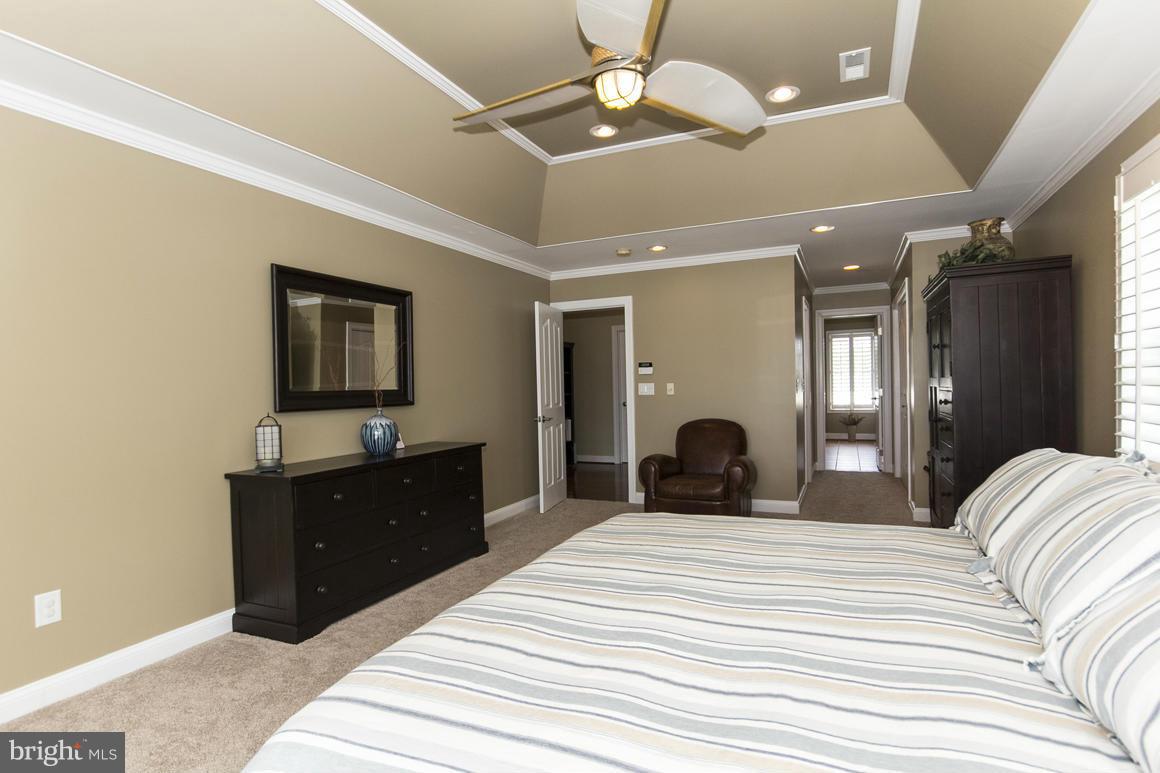 6908 River Drive Road Baltimore, MD 21219 - Photo 16 of 30 Bedroom (Master)