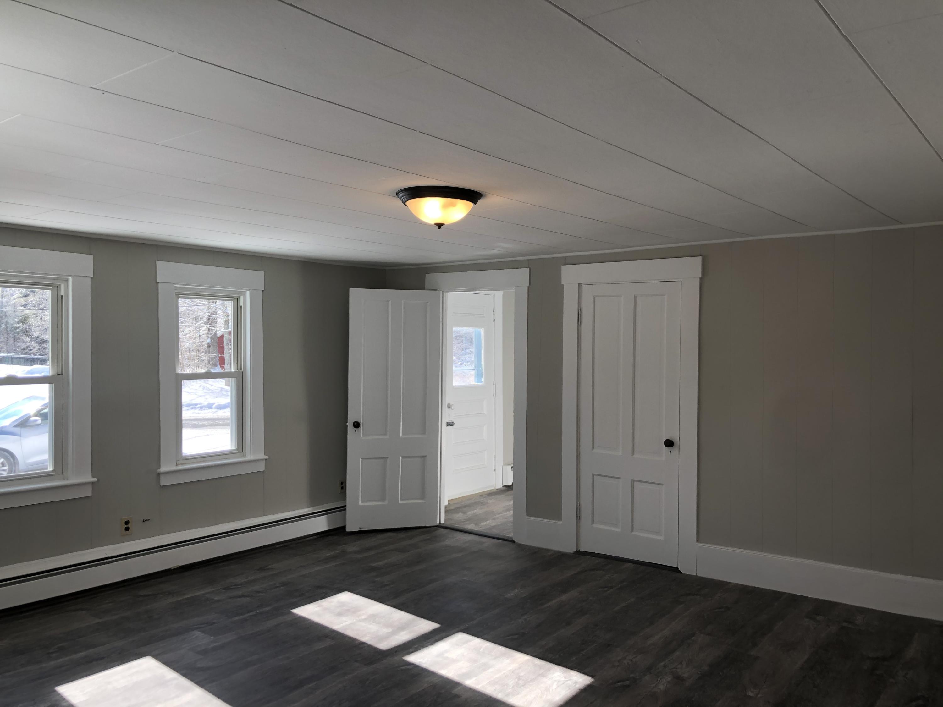 103 Sunset Road Springvale, ME 04083 - Photo 5 of 12 IMG_1419