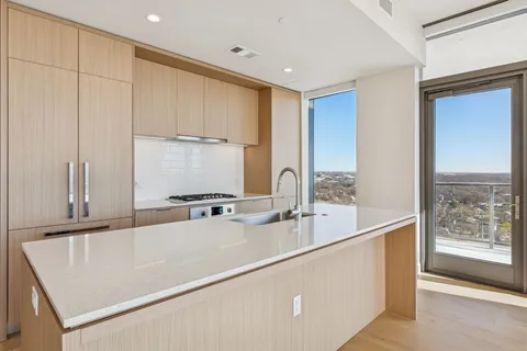 $865,000 | 44 East Avenue, Unit 1510, Austin, TX 78701
