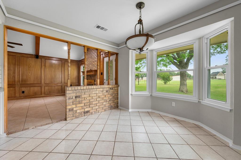 7155 Stephenson Levy Road Burleson, TX 76028 - Photo 12 of 32