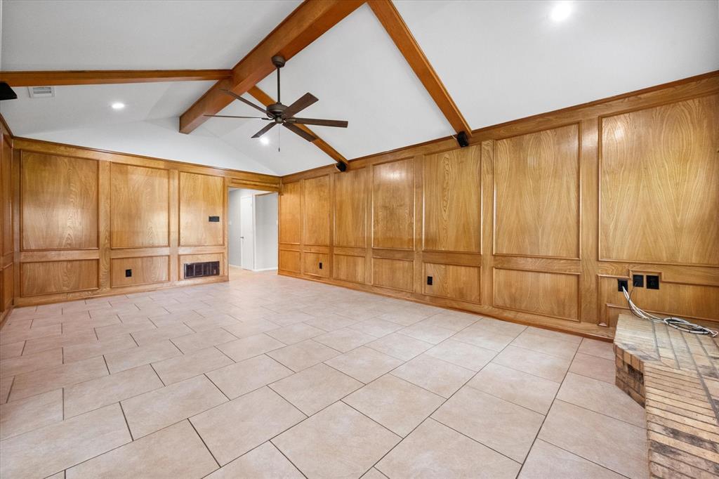 7155 Stephenson Levy Road Burleson, TX 76028 - Photo 15 of 32