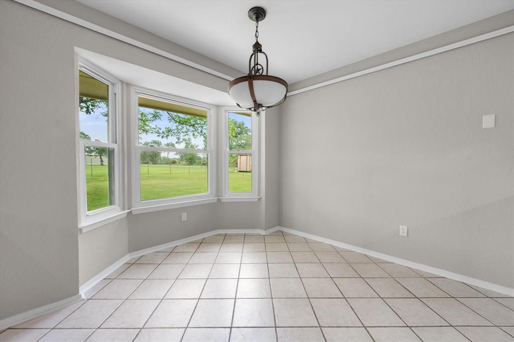 7155 Stephenson Levy Road Burleson, TX 76028 - Photo 10 of 32
