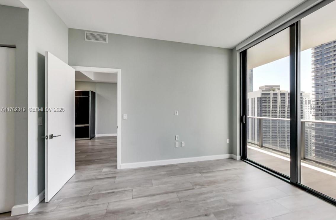 45 Southwest 9th Street, Unit 4104 Miami, FL 33130 - Photo 11 of 14