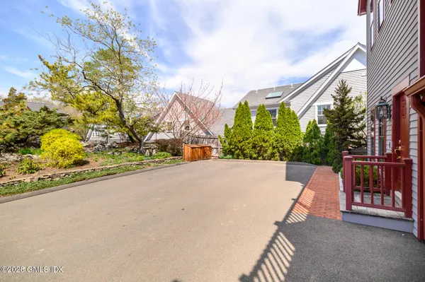 $10,000 | 49 Indian Harbor Drive, Unit 7, Greenwich, CT 06830