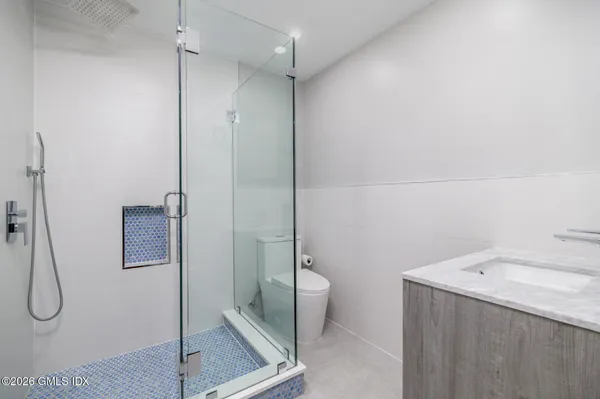 $10,000 | 49 Indian Harbor Drive, Unit 7, Greenwich, CT 06830