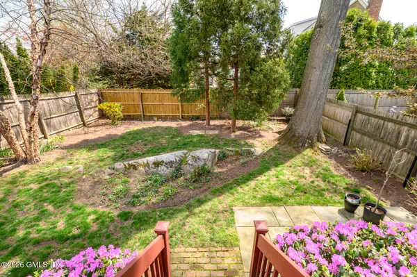 $10,000 | 49 Indian Harbor Drive, Unit 7, Greenwich, CT 06830