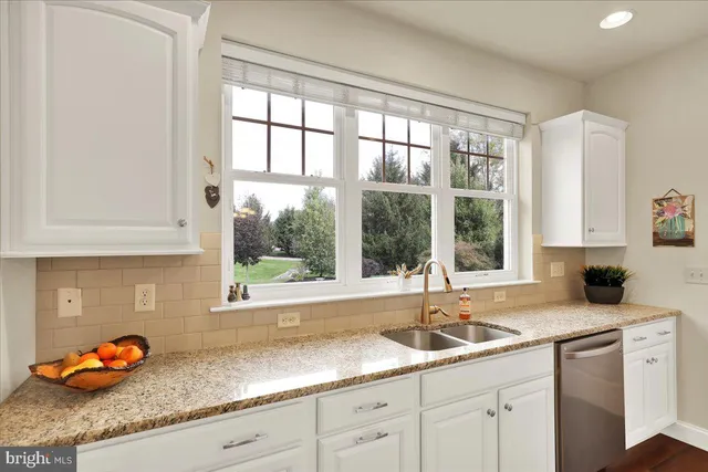 $700,000 | 648 Dorset Street, Lititz, PA 17543