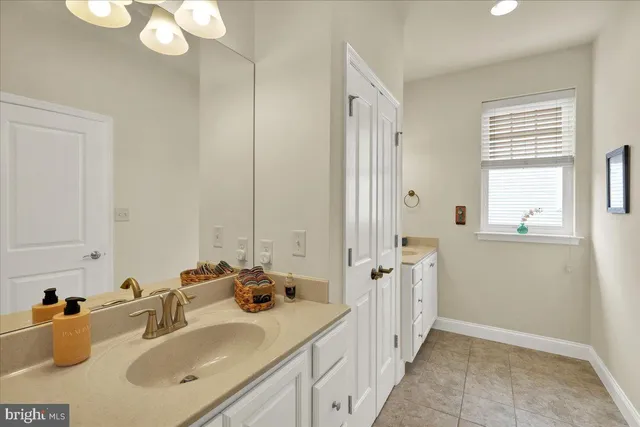 $700,000 | 648 Dorset Street, Lititz, PA 17543