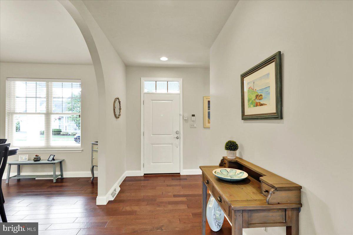 648 Dorset Street Lititz, PA 17543 - Photo 29 of 51 Foyer view to front door-Hall on right to bedrooms