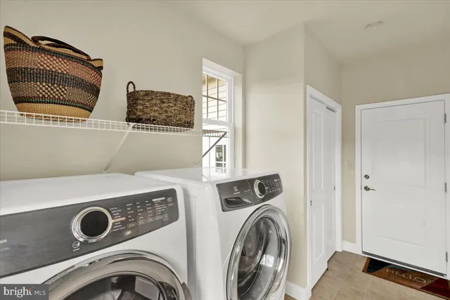 $700,000 | 648 Dorset Street, Lititz, PA 17543