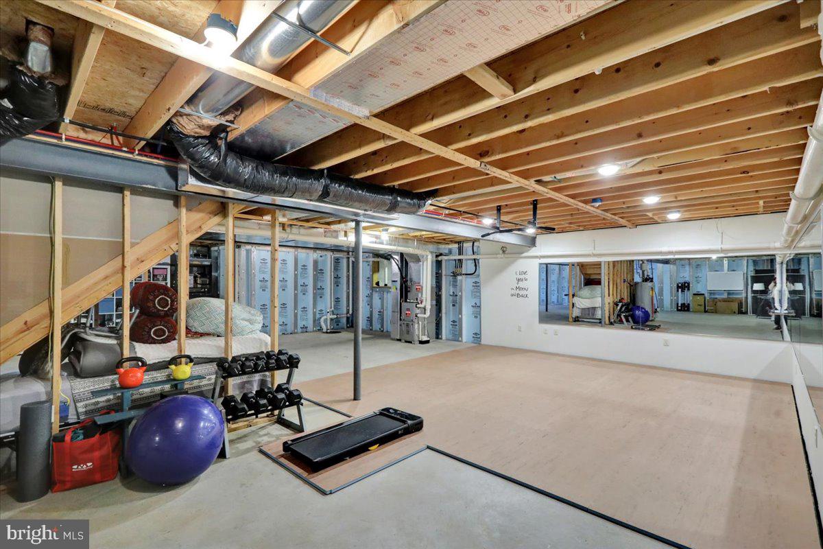 648 Dorset Street Lititz, PA 17543 - Photo 41 of 51 Workout area or a great play area for kids!