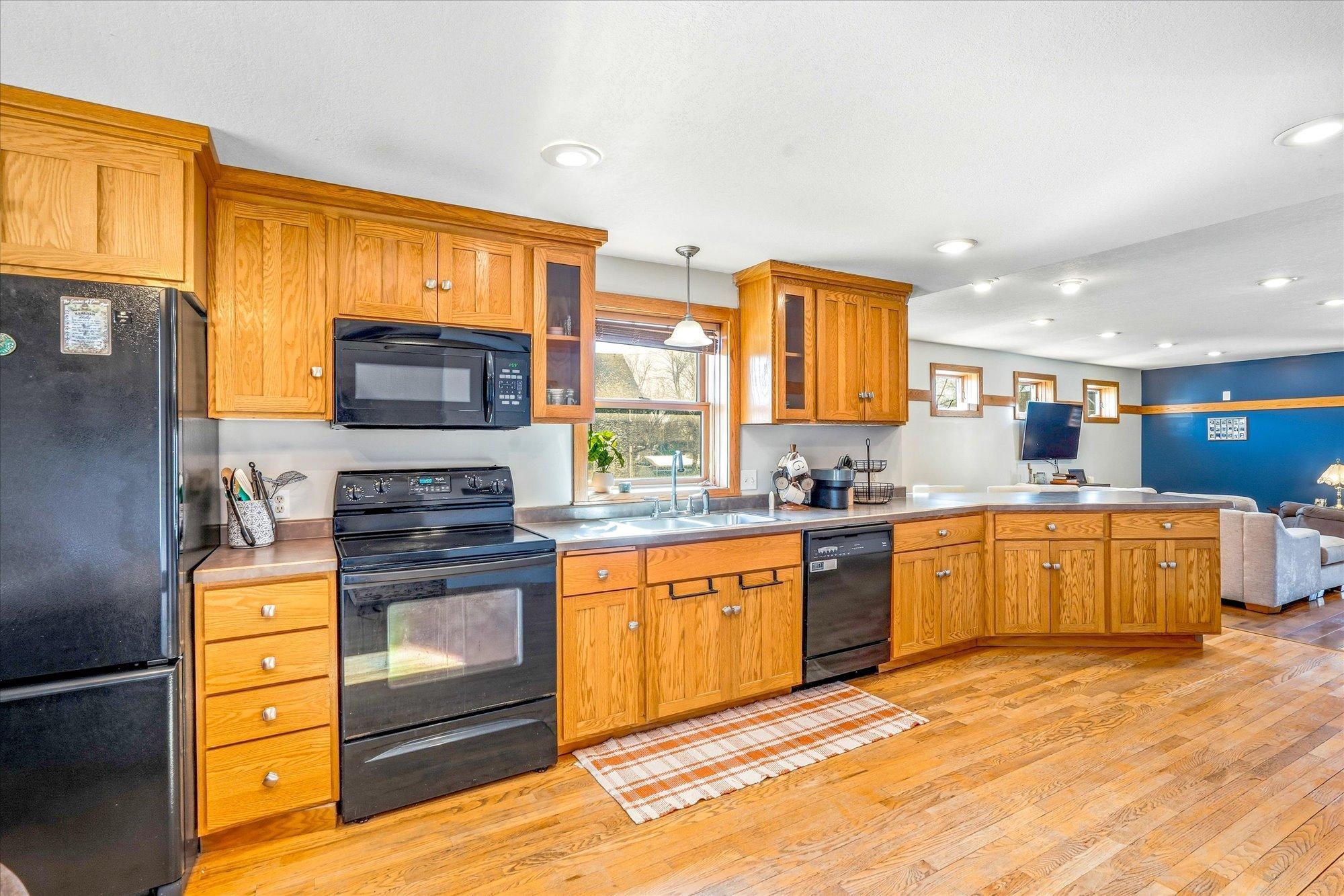 1090 7th Avenue Baldwin, WI 54002 - Photo 17 of 52